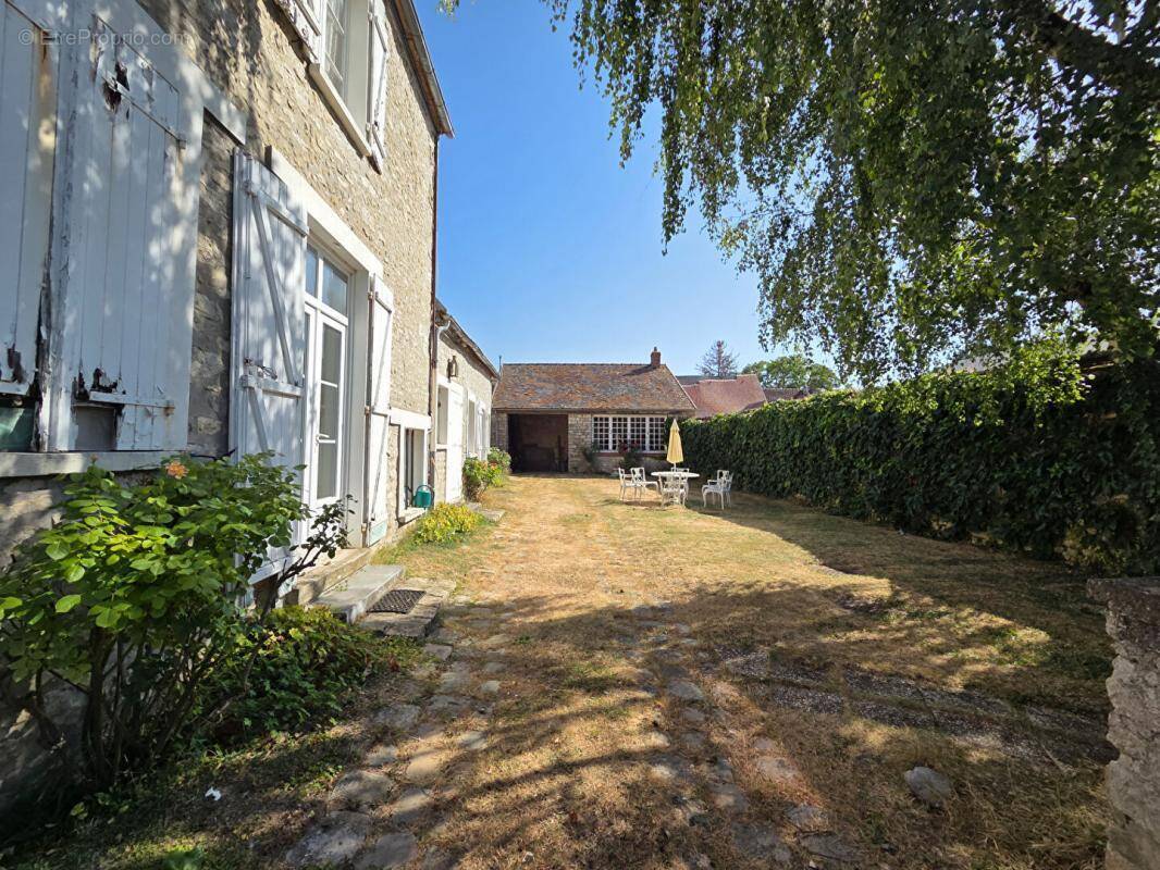 Maison à SAINVILLE