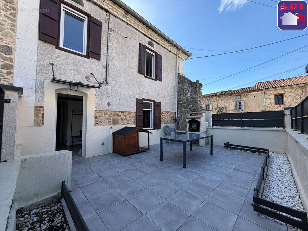 Maison à MONTEGUT-PLANTAUREL