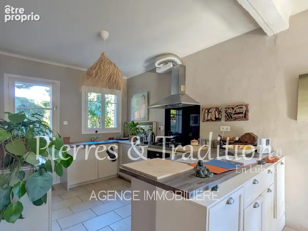 Apt, à deux pas du centre ville, maison avec jardin et grand garage - photo 4