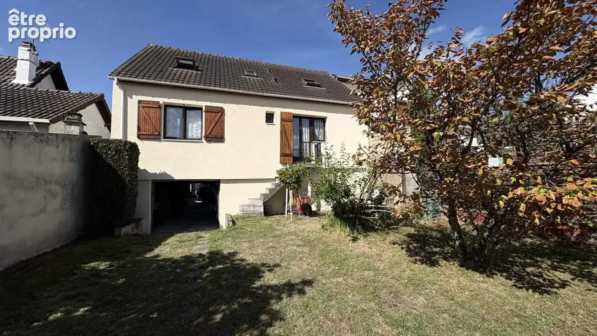 Maison à TREMBLAY-EN-FRANCE