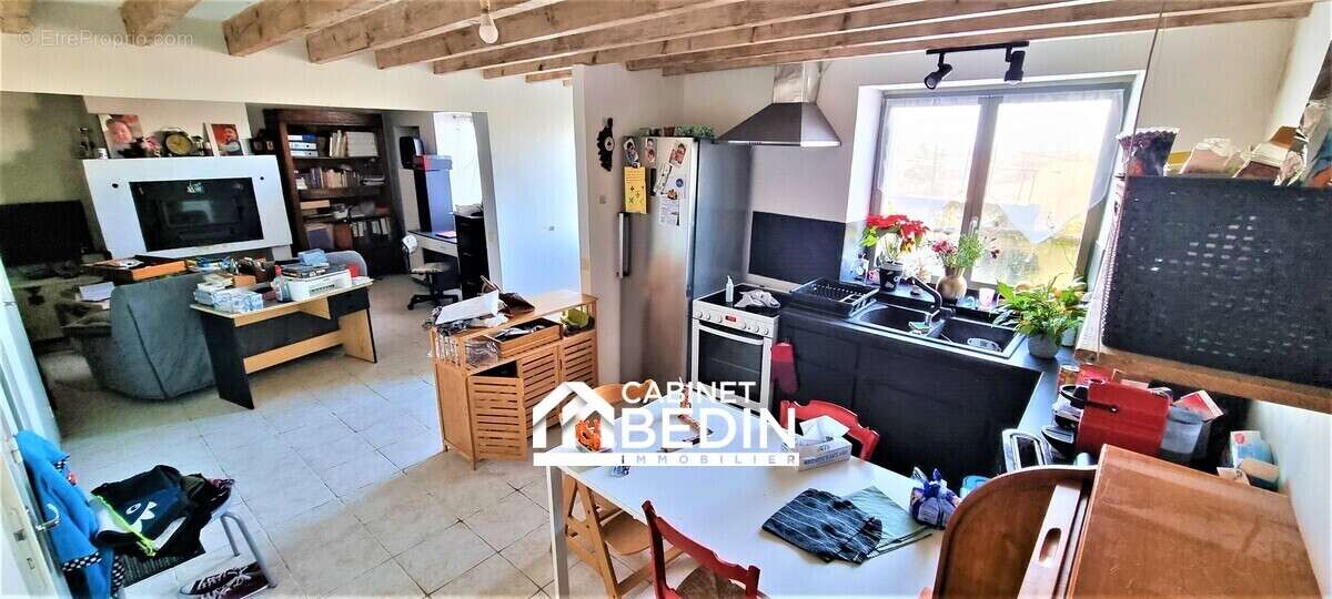 Appartement 287 m² à Nousse  - photo 7