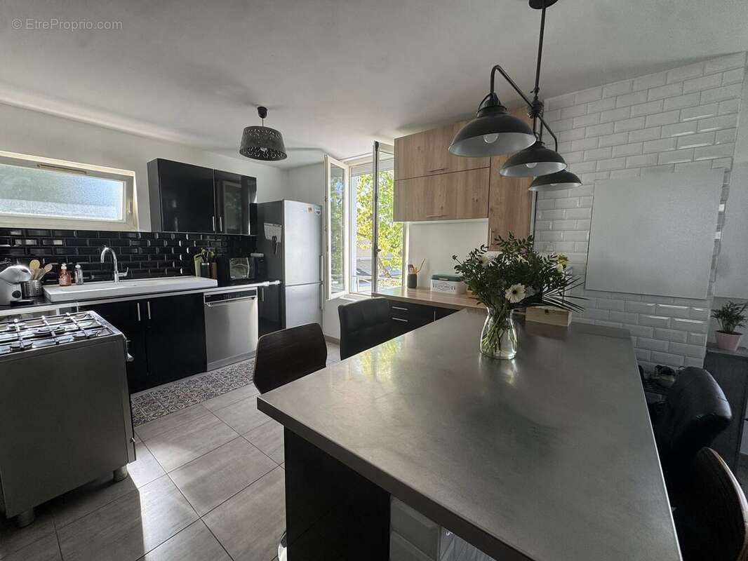 Maison à MONTMORENCY