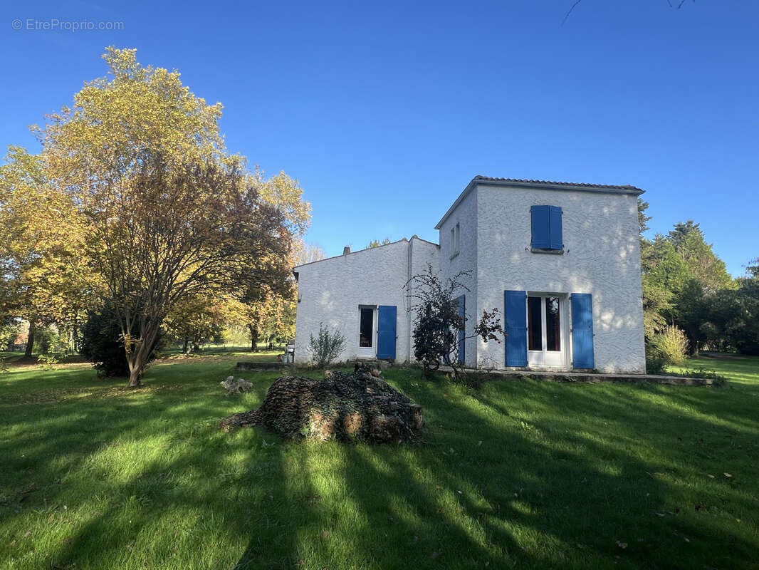 Maison à CRAVANS