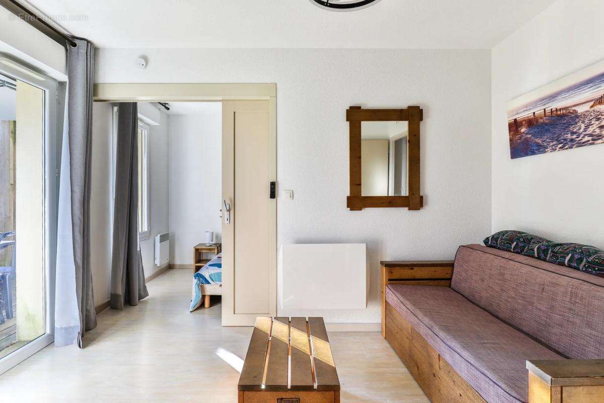 Appartement à AUREILHAN