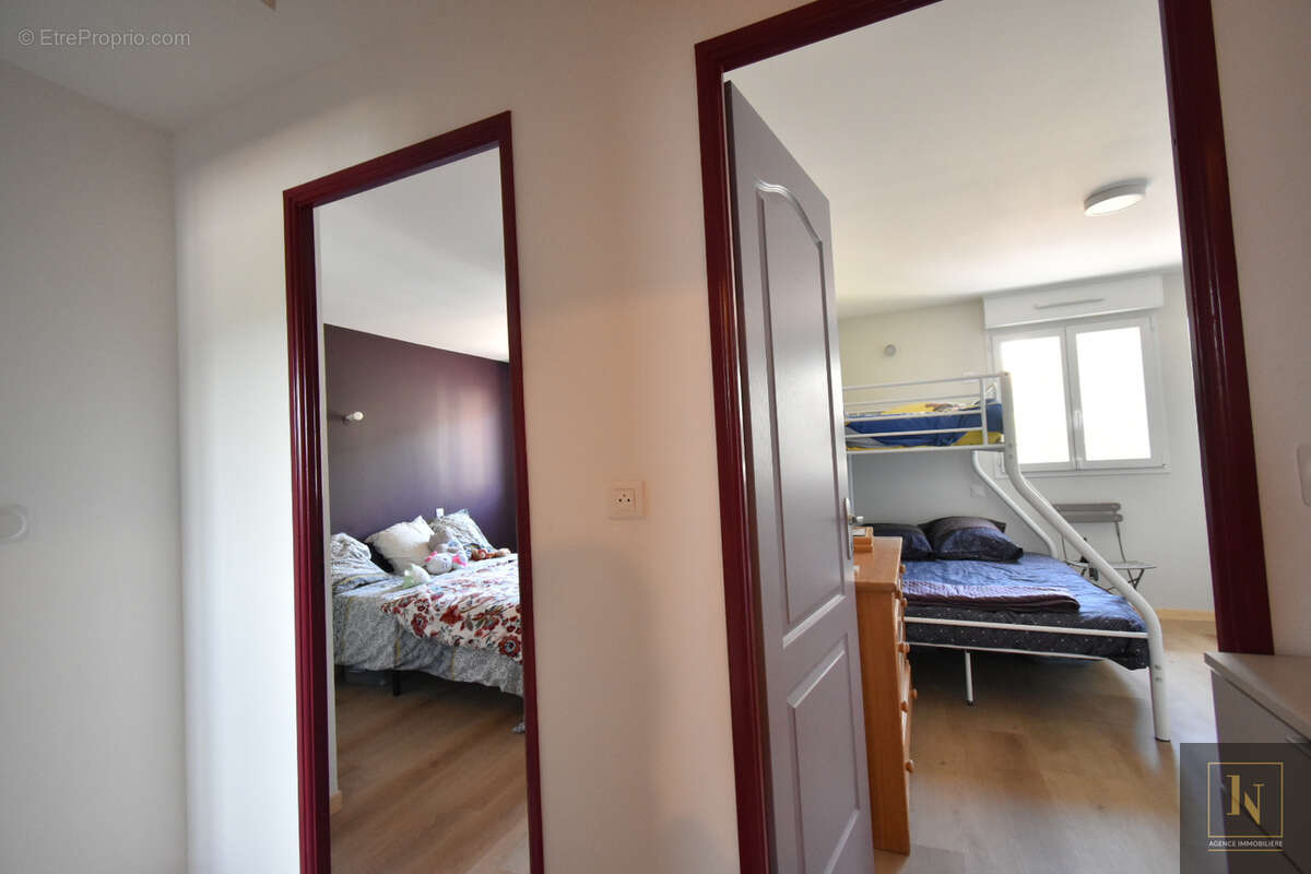Maison 5 pièce - 4 chambres - 103 m2 - Centre Saint Avé - Au calme - Entièrement rénové - photo 10