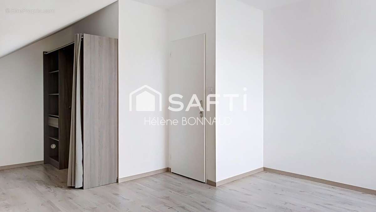 Photo 8 - Appartement à AUXONNE