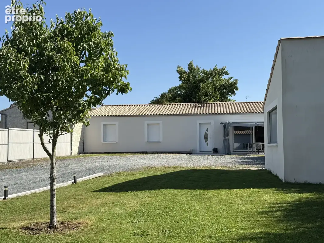 Benon, Maison de plain-pied récente   103 m2   Terrain de 970 m2 constructible - photo 9