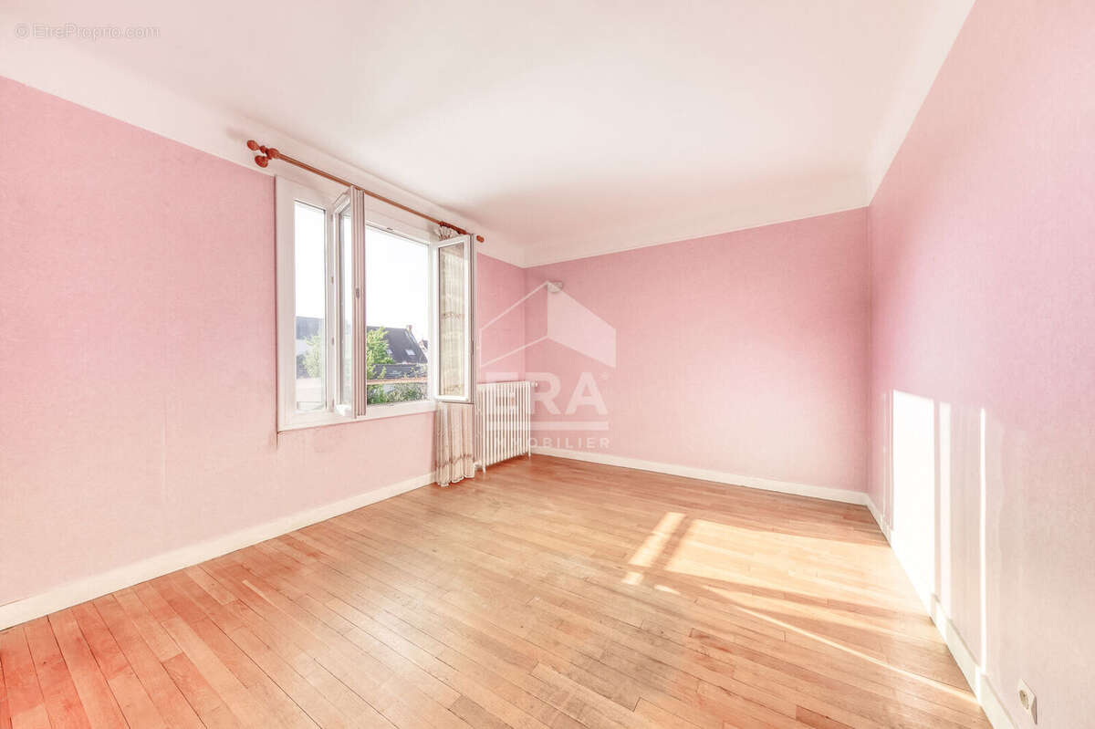 Maison à PONTAULT-COMBAULT