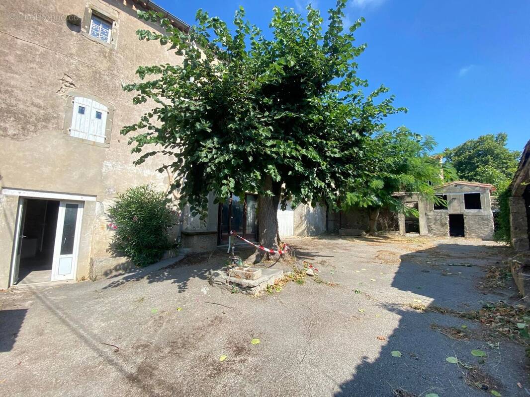 Maison à VILLENEUVE-MINERVOIS