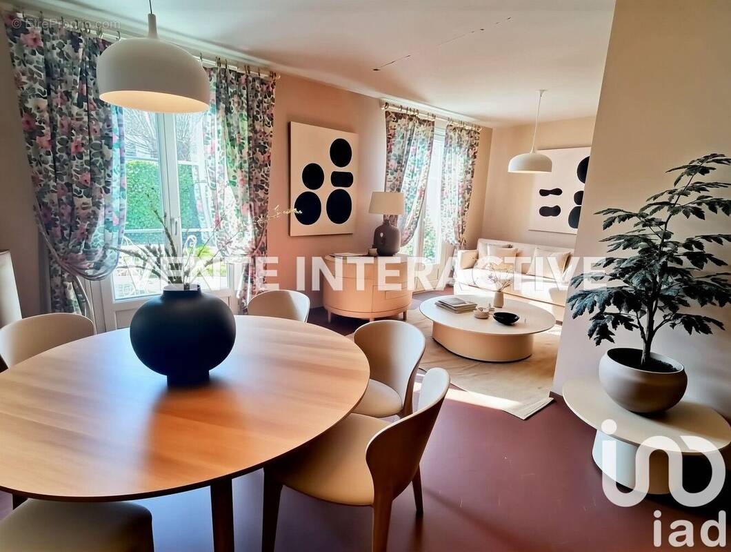 Photo 1 - Maison à CESSON