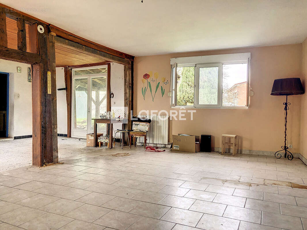 Maison à SAINT-LUMIER-LA-POPULEUSE