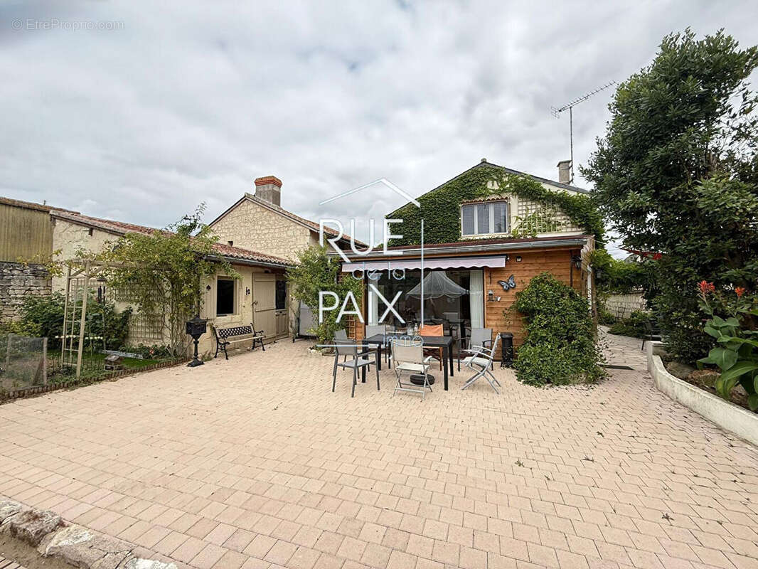 Maison à BOURNAND