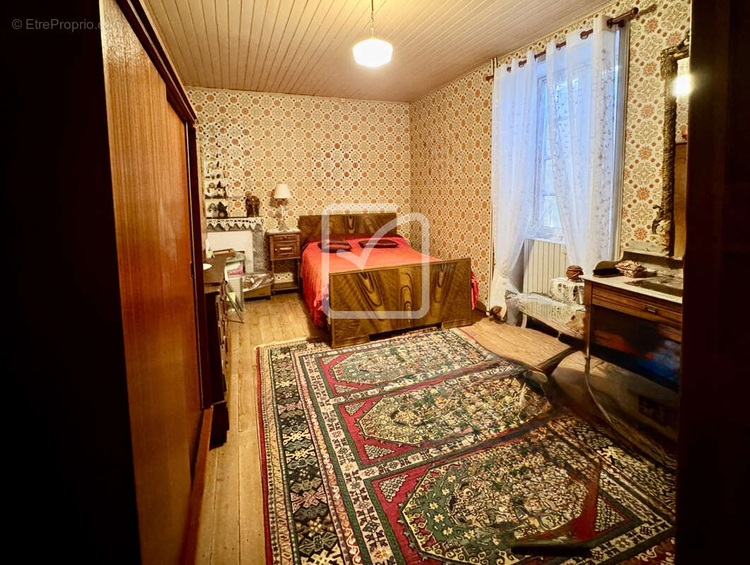 EXCLUSIVITE - A deux pas de la Dordogne, rare ensemble immobilier typique du Périgord - photo 4