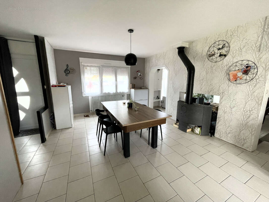 Maison à SAINT-PHILBERT-DE-BOUAINE