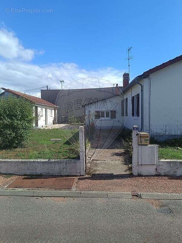 Maison à IMPHY