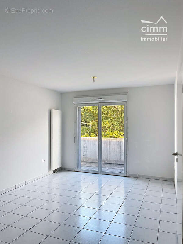 Appartement à AMILLY