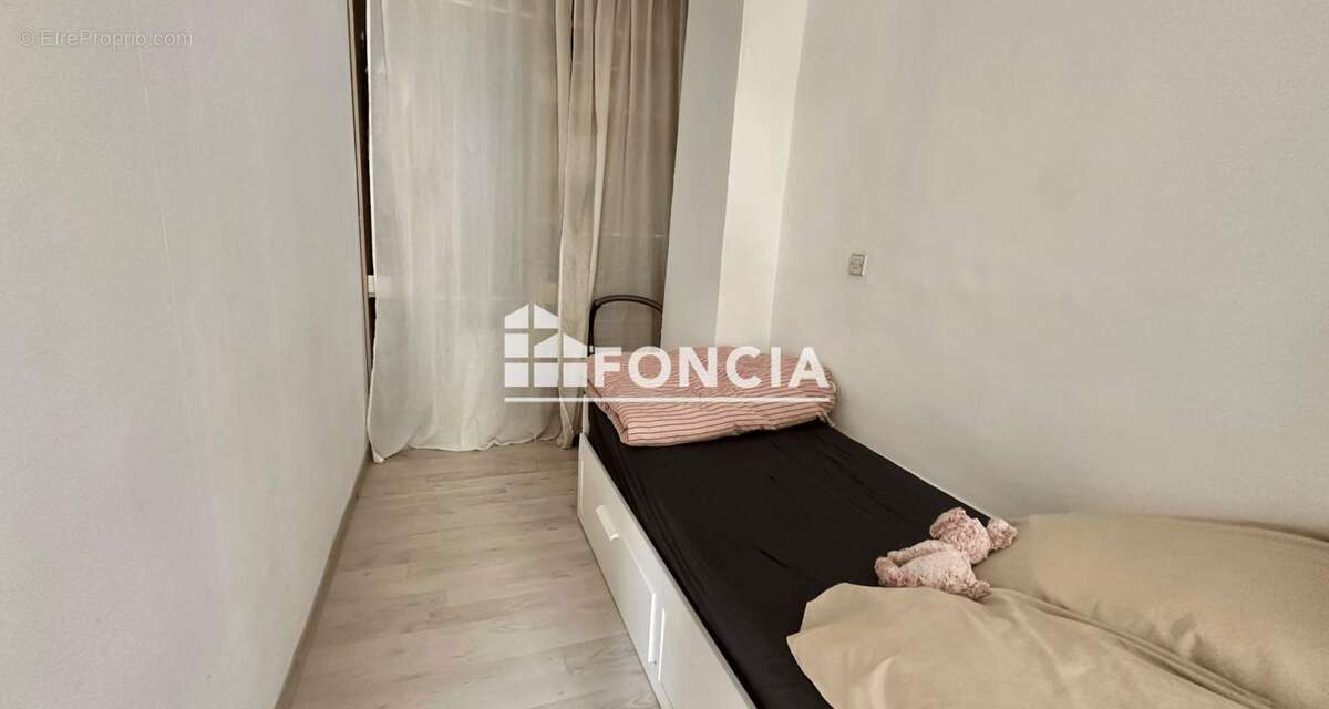 Appartement à MARSEILLE-7E
