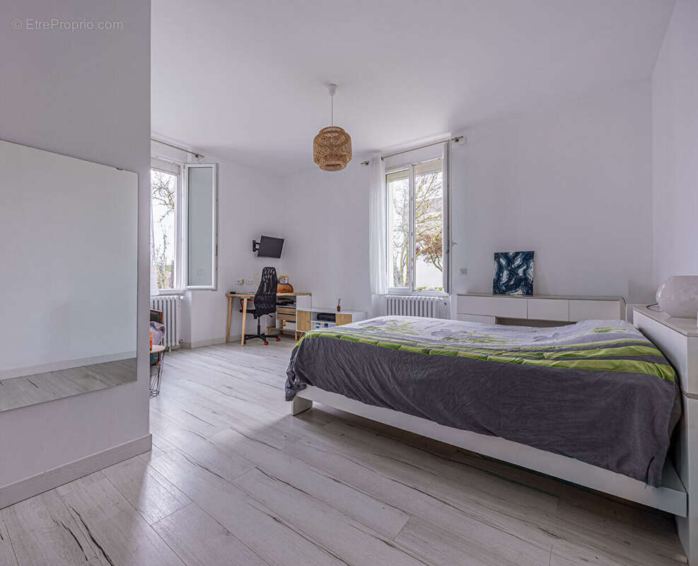 Maison à SAINT-VIVIEN