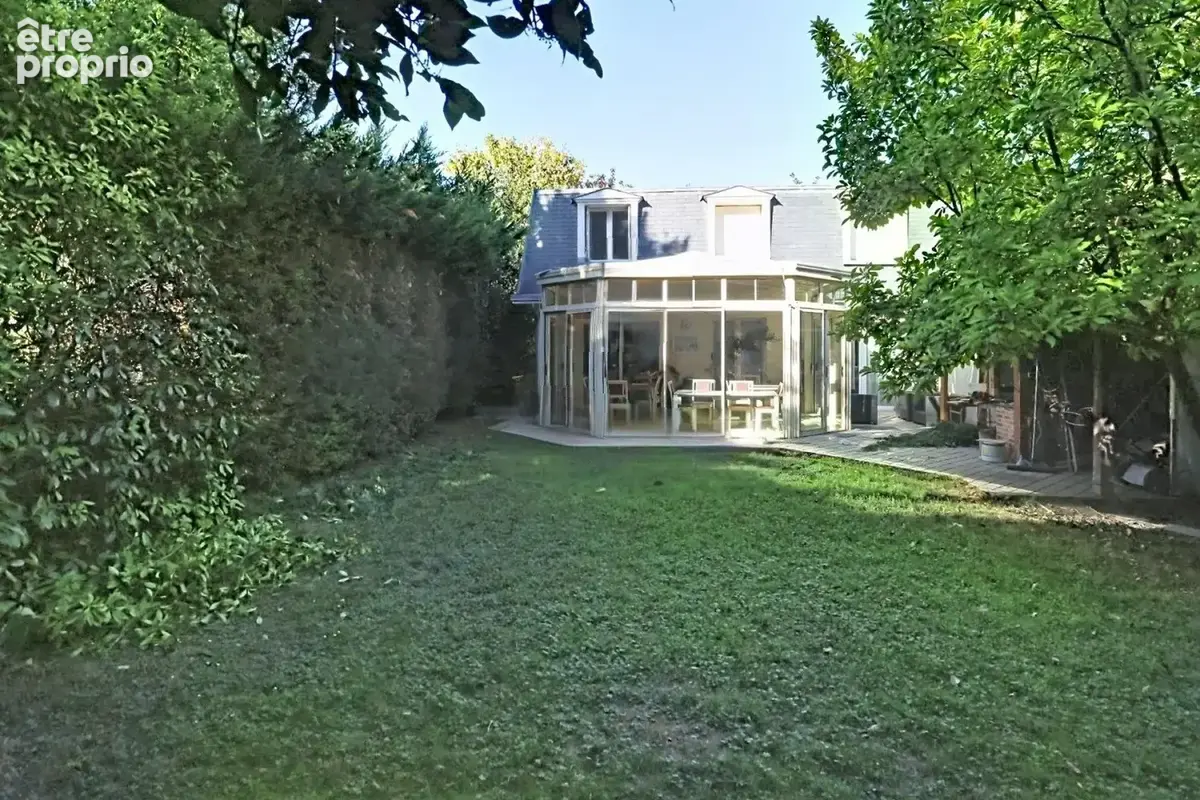 Photo 1 - Maison à SAINT-MAUR-DES-FOSSES