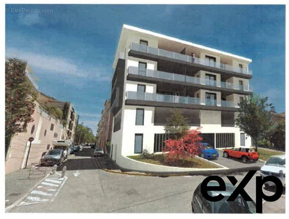 Appartement à FREJUS