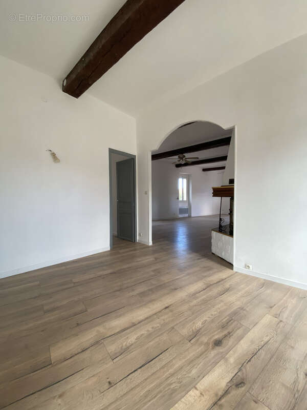 Maison à SAINT-JEAN-LASSEILLE