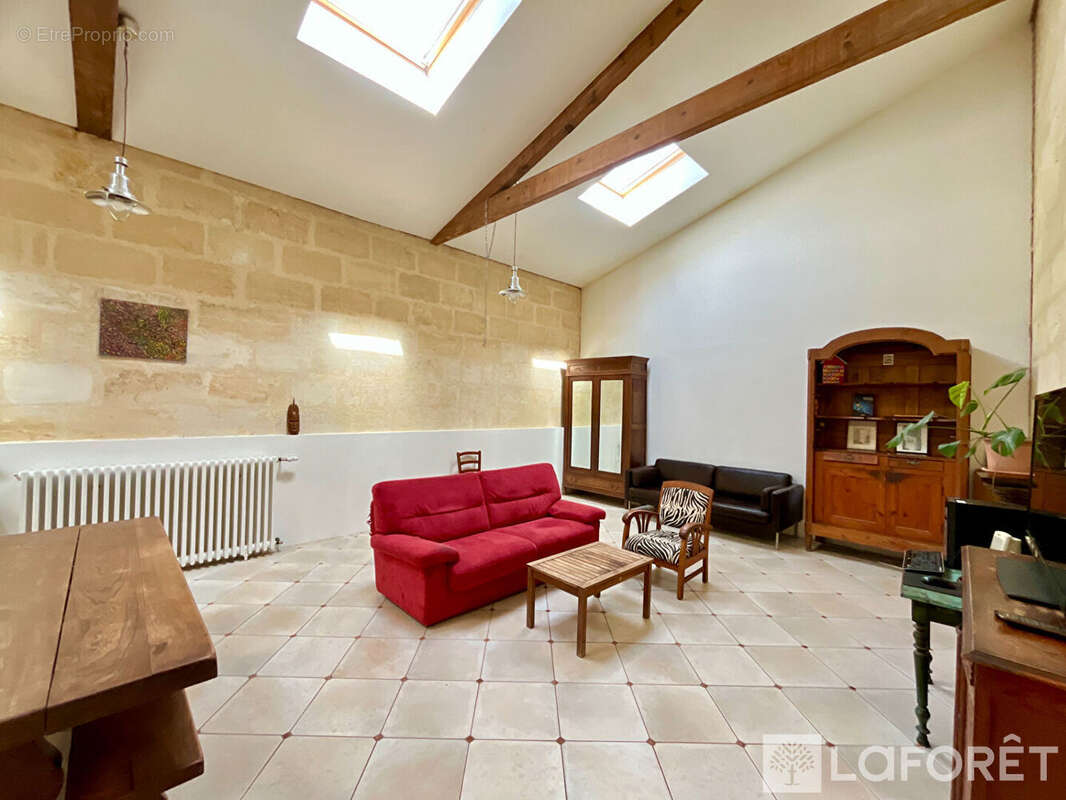 Maison à IZON