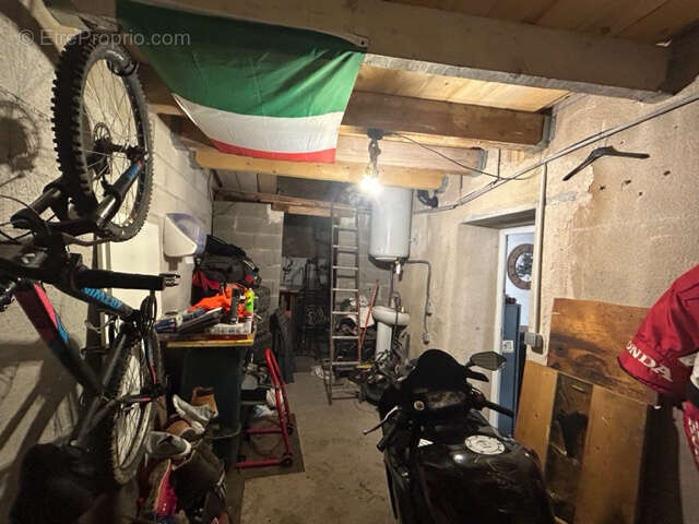 Maison à PEYROLLES-EN-PROVENCE