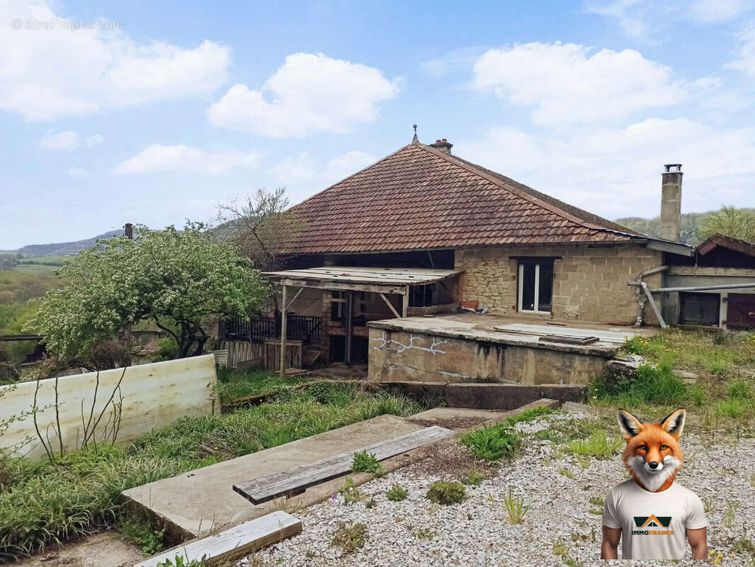 Maison à SCEY-MAISIERES