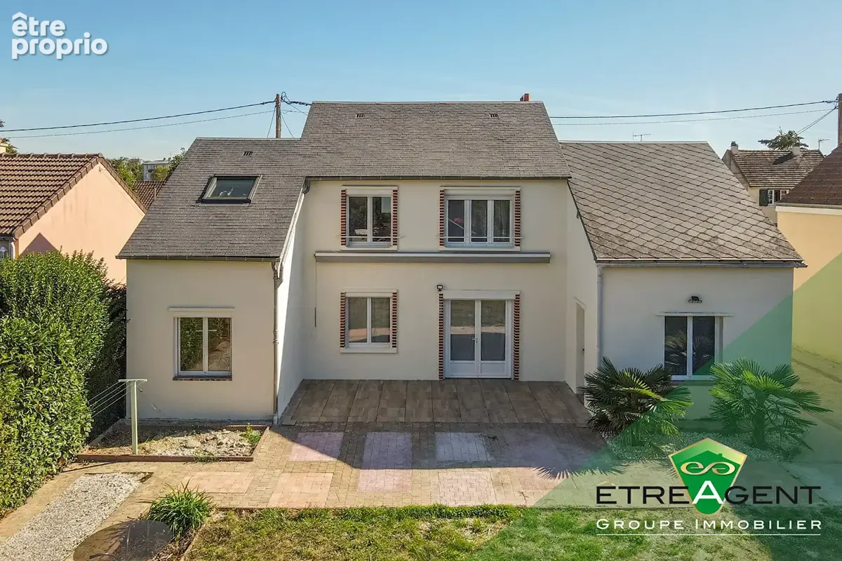 Photo Maison à Chateauneuf-En-Thymerais au prix de 246 750€