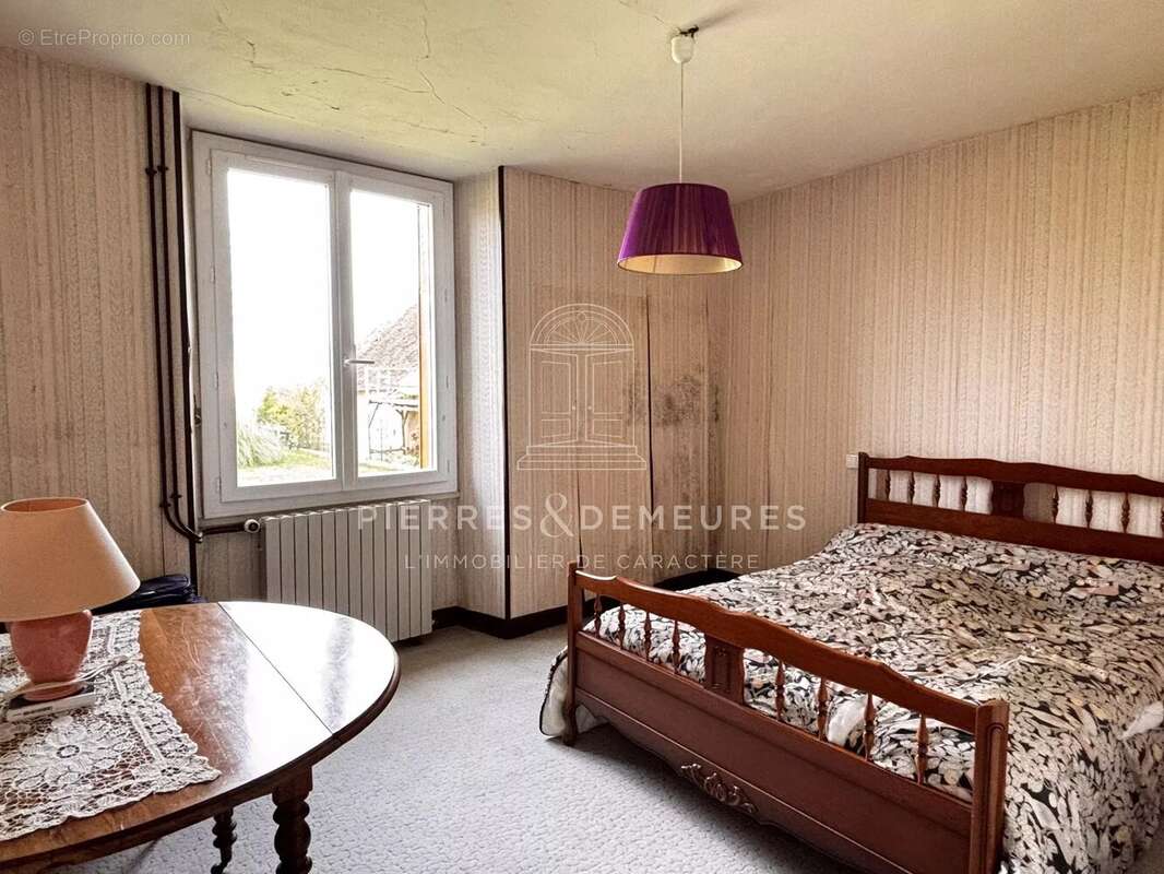 Maison à MERS-SUR-INDRE