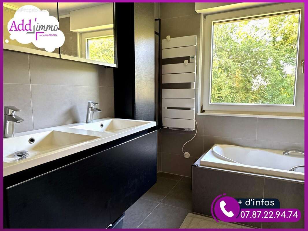 La salle de bain est complète, rien ne manque - Maison à BIEFVILLERS-LES-BAPAUME