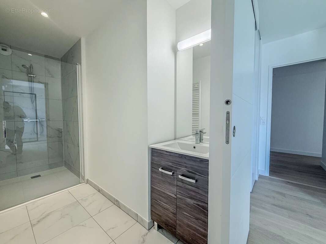 Appartement à MONT-SAINT-AIGNAN
