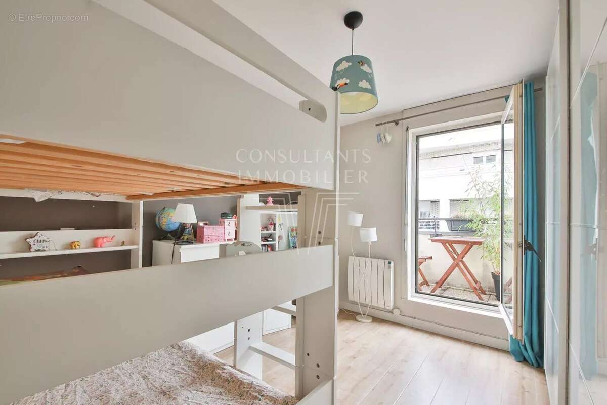 Appartement à PARIS-15E