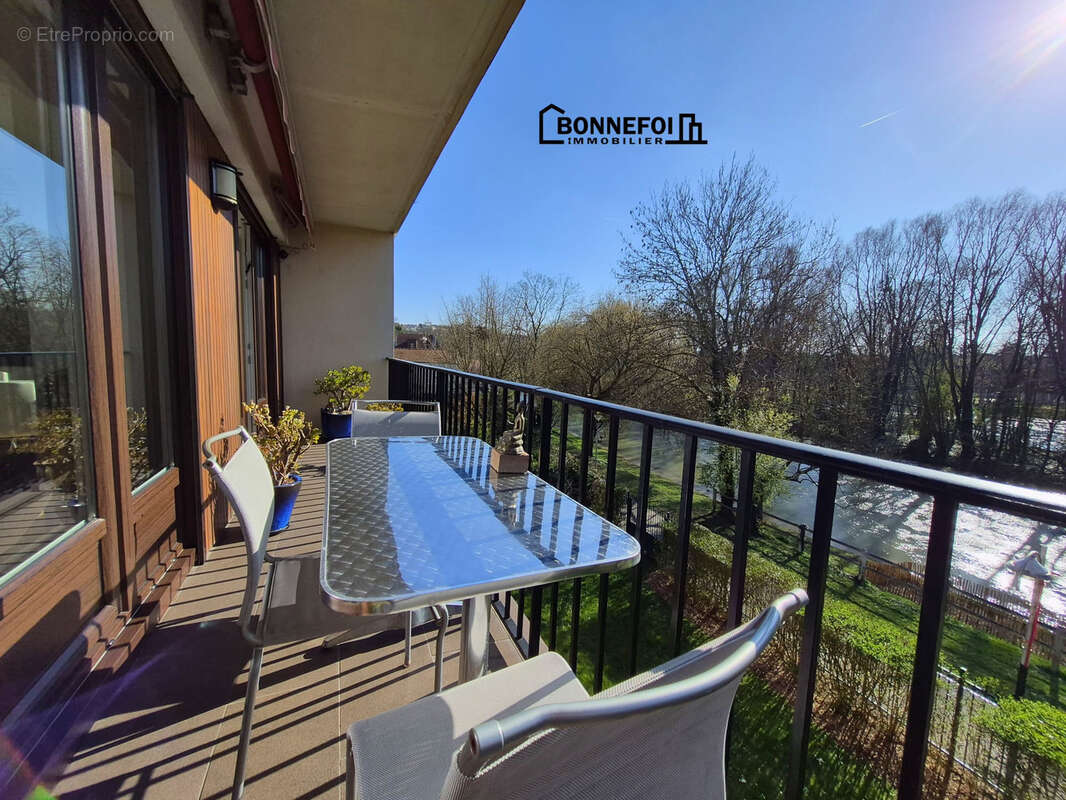 Appartement à CHAMPIGNY-SUR-MARNE