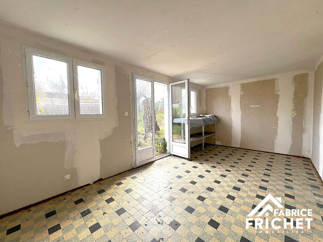 Maison à SAINT-MARCEL