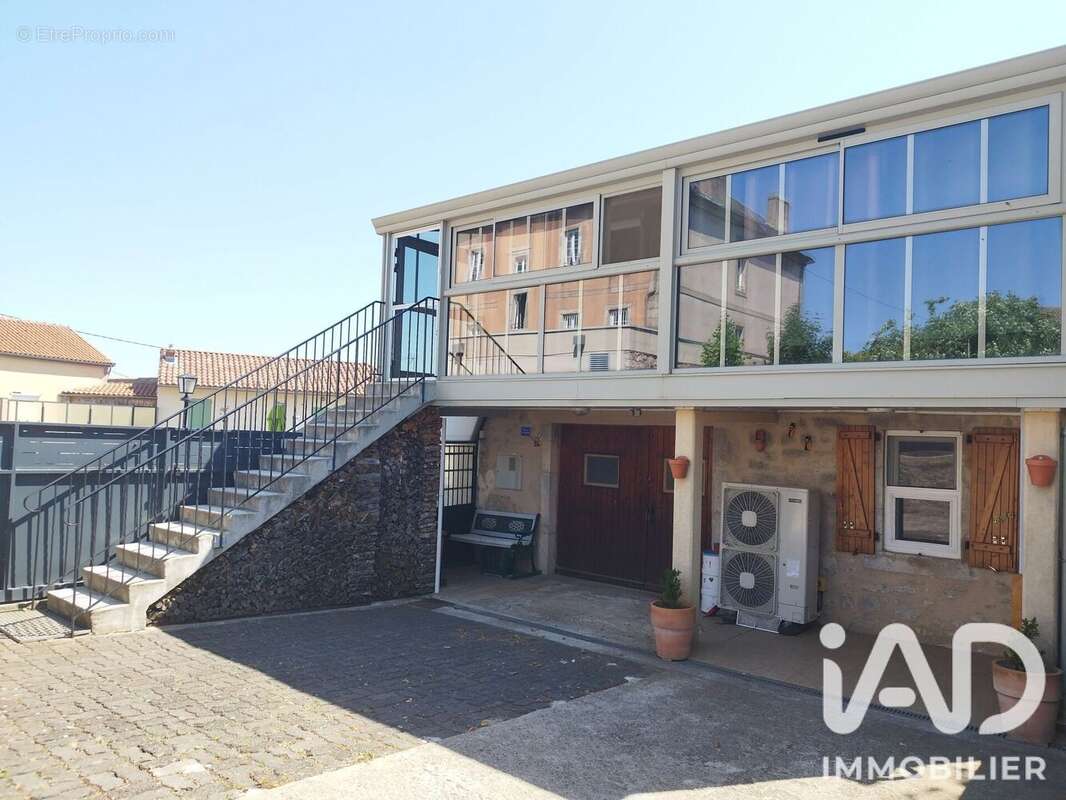 Maison 84 m² à La Cavalerie  - photo 3