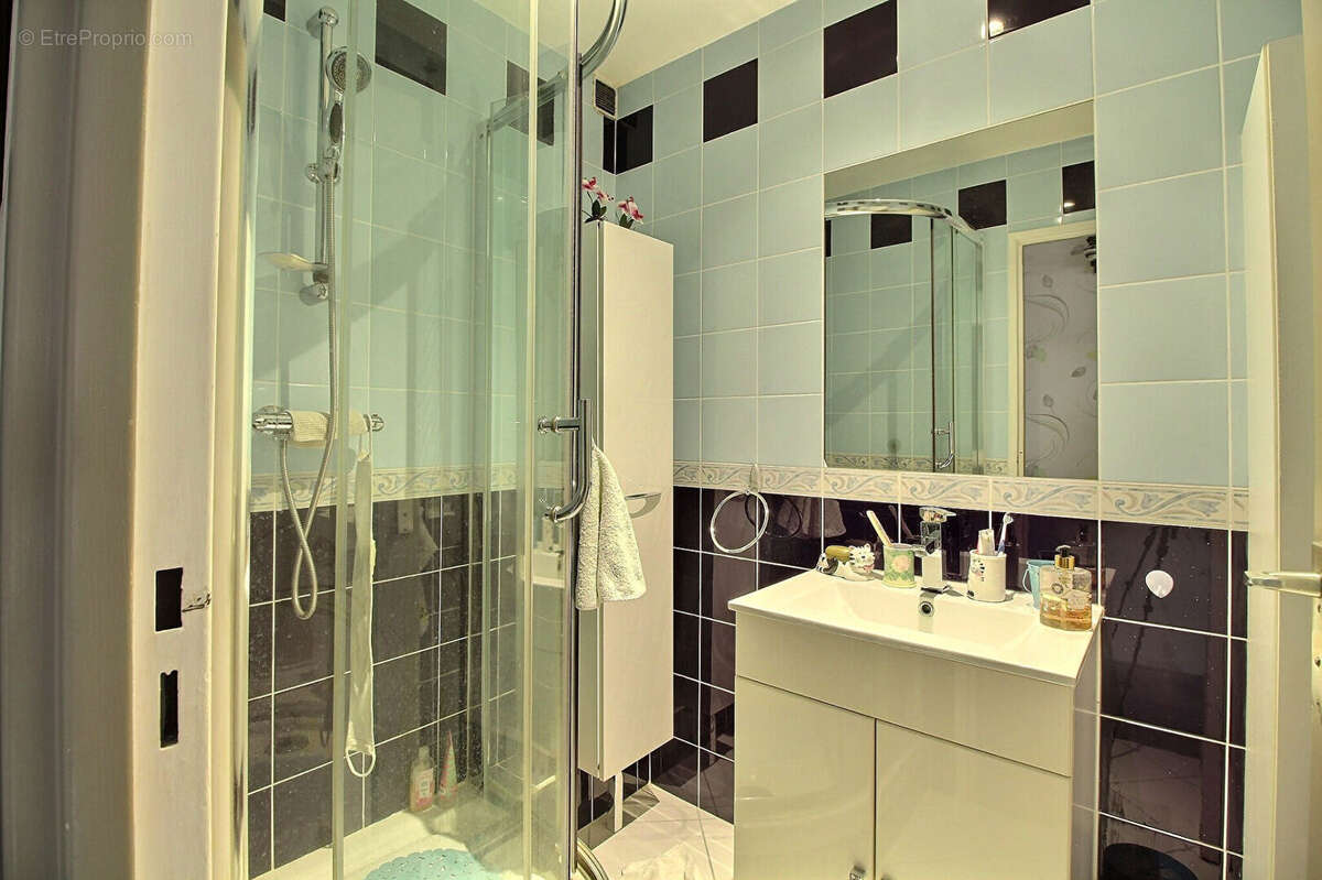Appartement à COLOMBES