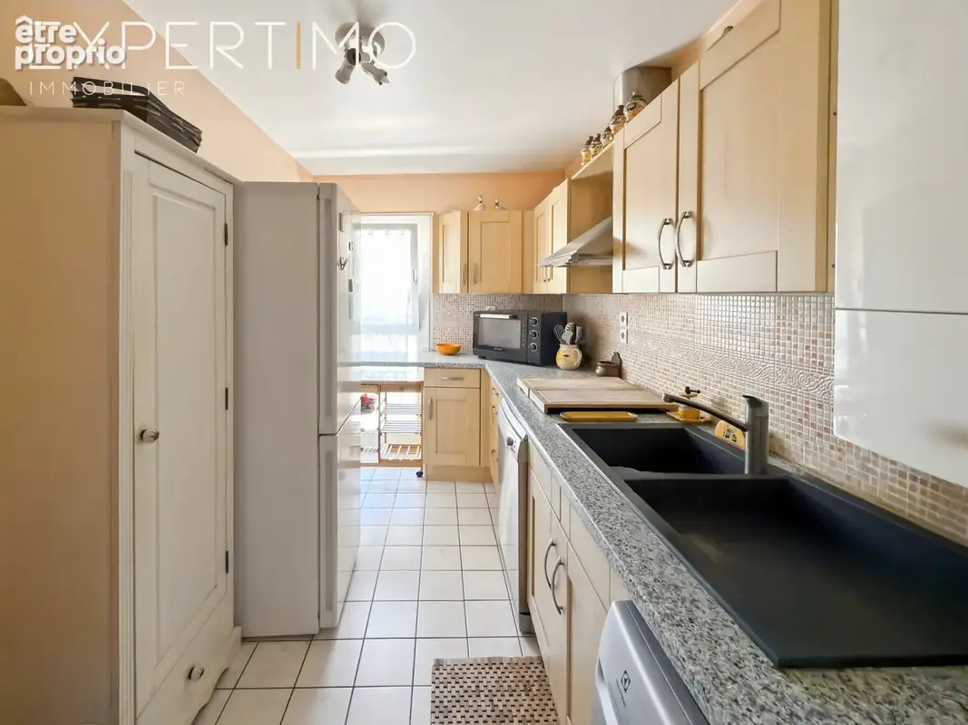 Margency. 3 pièces avec balcon   double séjour 30 m2   2? chambre possible   parking - photo 7