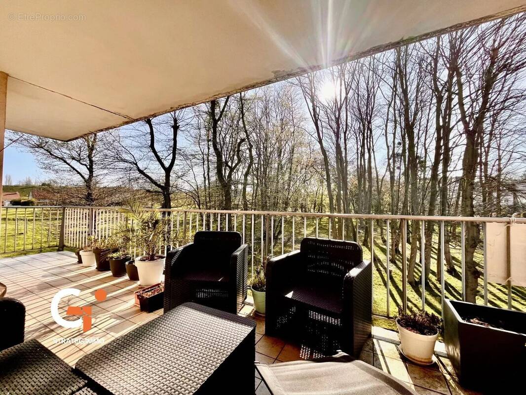 Appartement à PETIT-COURONNE