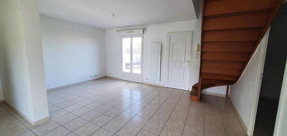 Photo 1 - Maison à MONTLOUIS-SUR-LOIRE