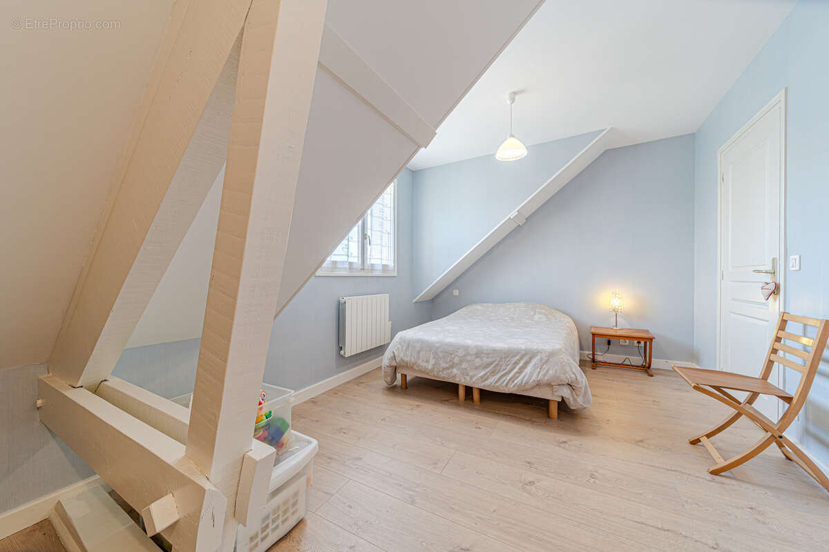 Maison à LES AVENIERES