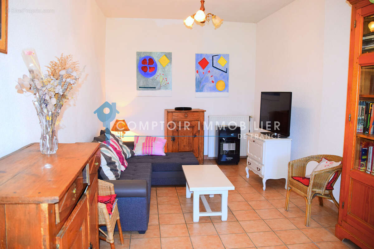 Dépt. 07 -  A VENDRE Secteur COUCOURON - Maison de maître de 160 m2 - Parcelles de 1.330 m2 - photo 10