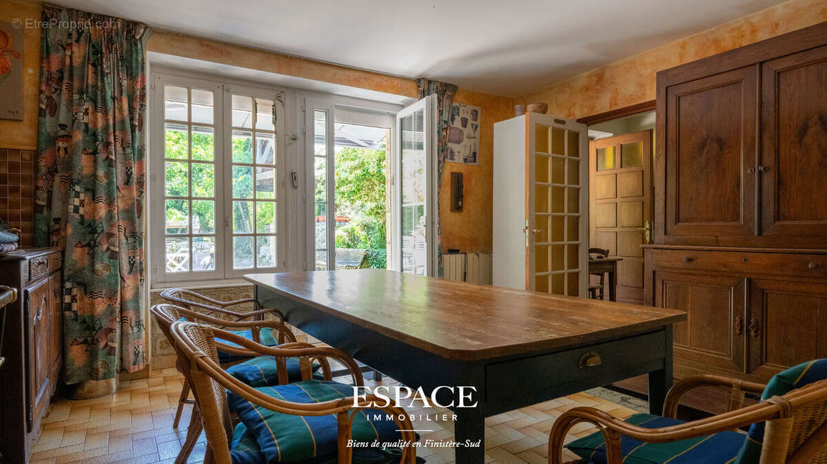 A vendre à Trégunc près des plages - charme breton - pierres anciennes et jardin paysager de 4 320 m² - photo 9