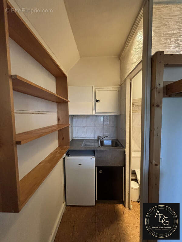Appartement à CHARENTON-LE-PONT