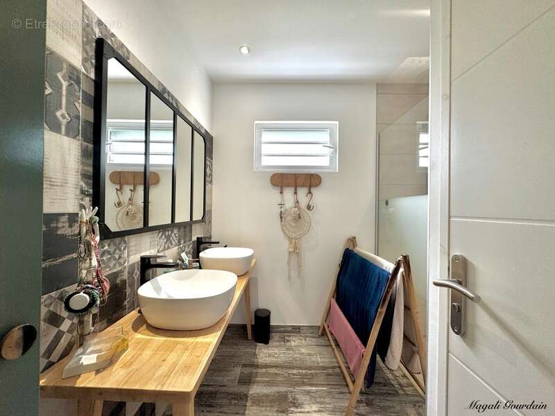 Maison à SAINTE-ANNE