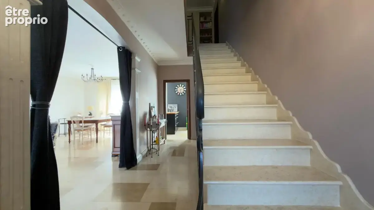 EXCLUSIVITE  Maison sous sol total, 4 chambres, bureau, 3 points d'eau… - photo 2