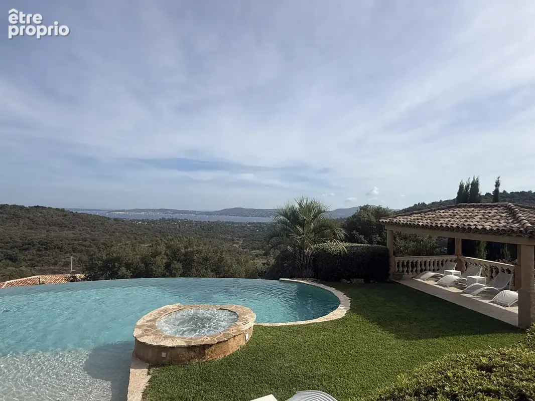 Superbe villa avec vue panoramique sur le golfe de saint-tropez - photo 2