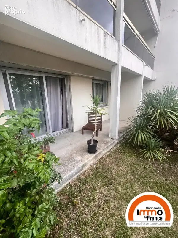Appartement à MONT-SAINT-AIGNAN