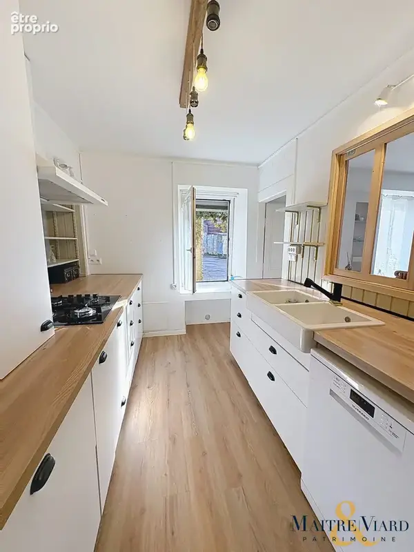 Appartement 4 pièces 95 m² à vendre à Vesoul (70000) - photo 7