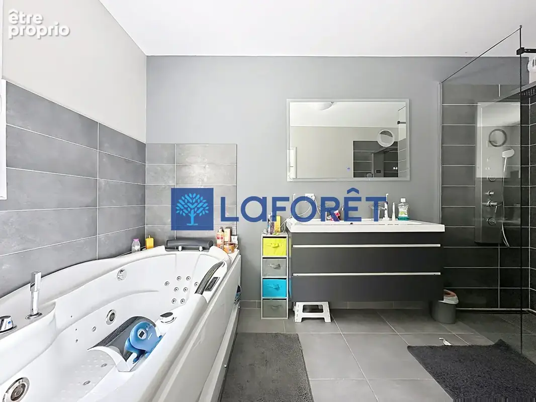 Maison d'exception à vendre à Draguignan - 7 pièces, 6 chambres, 2500 m² de terrain - photo 13